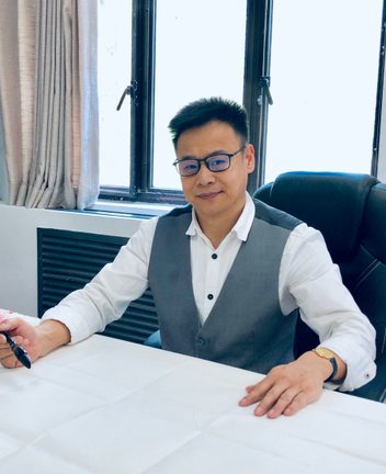 李彦君